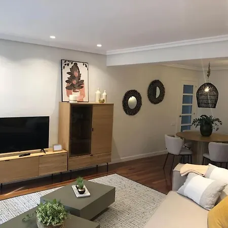 The Black Cherry شقة