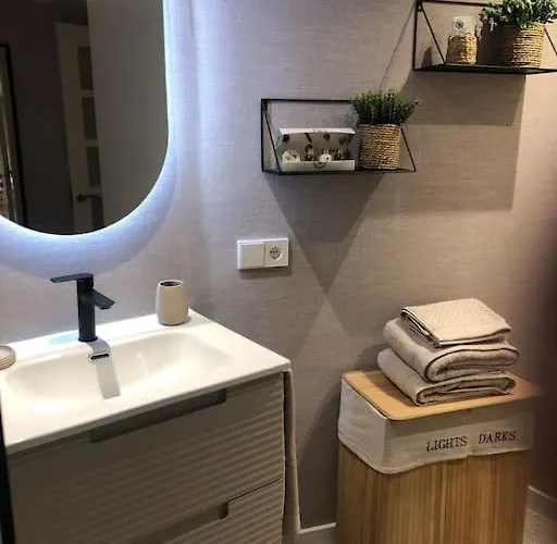 The Black Cherry דירה